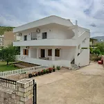 Lux Apartments 2 Daire