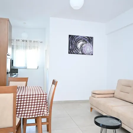 Lux 2 Apartament