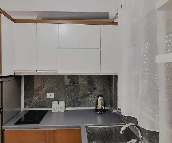 Lux Apartments 2 Apartment Ksamil