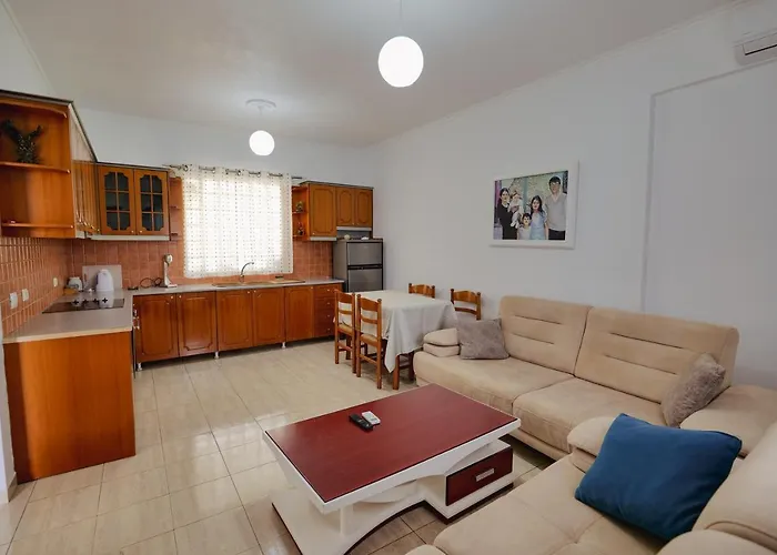 Lux Apartments 2
