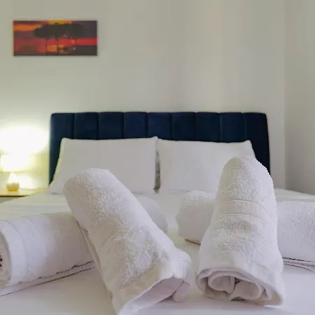 Violeta Appartement *