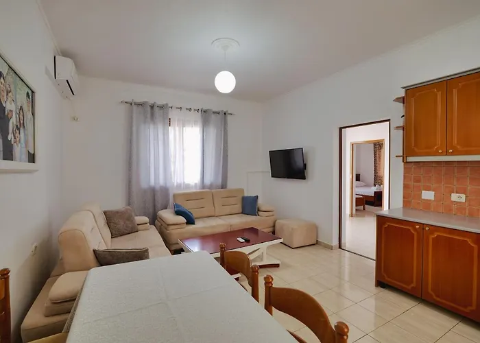 Lux Apartments 2 *