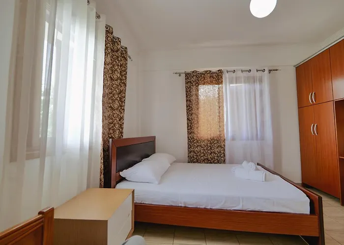 Lux Apartments 2 *