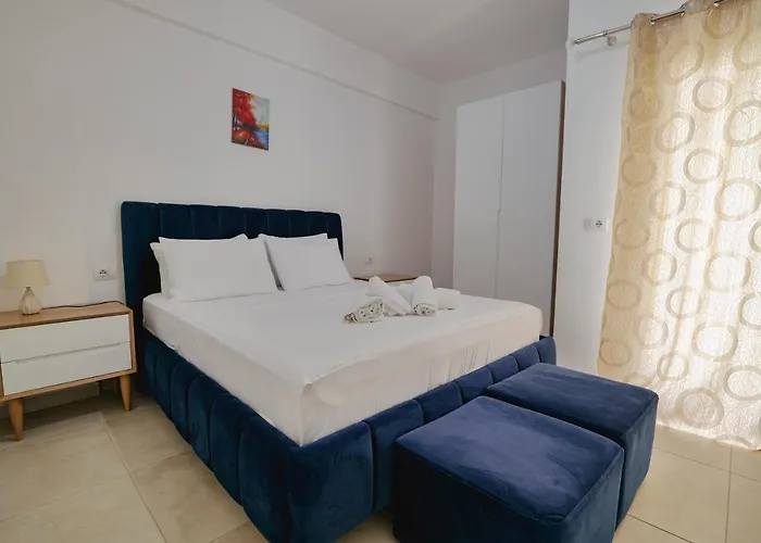 Lux Apartments 2 *
